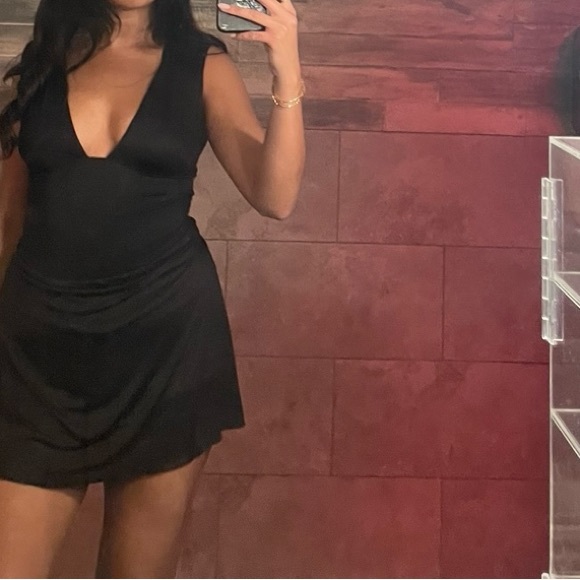 Oh Polly Black Ruched Backless Cocktail Dress - Picture 2 of 2